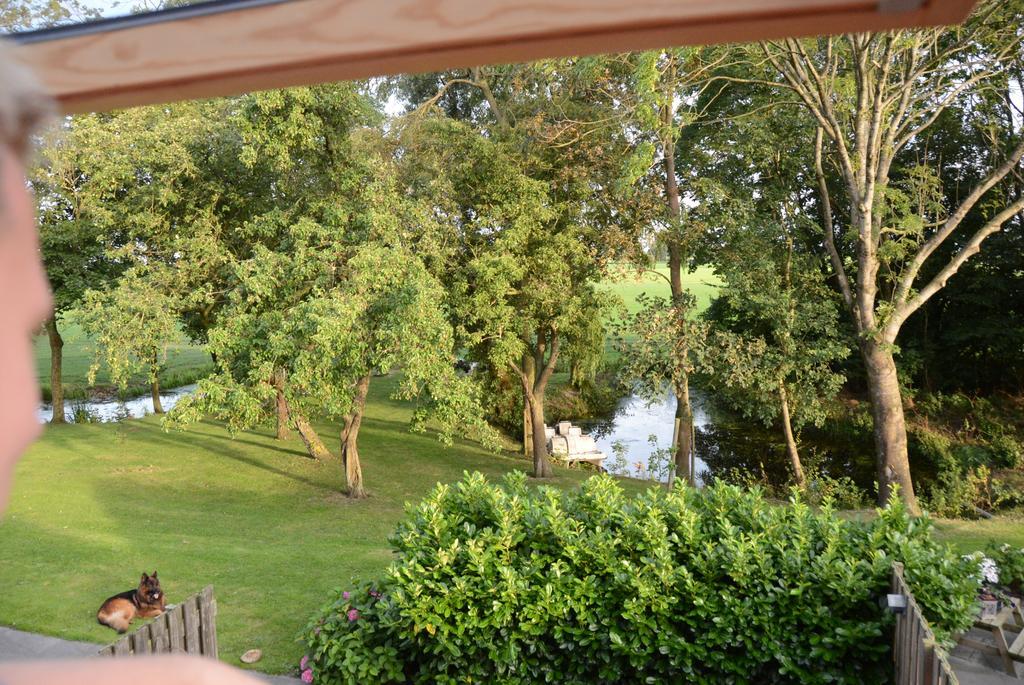 Appartementen Verhuur De Trijehoek Stiens Zewnętrze zdjęcie